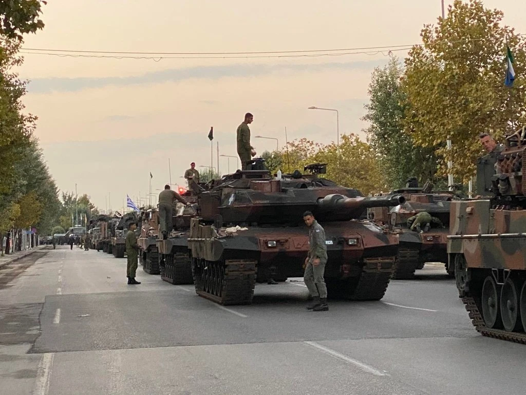 parelasi-proetoimasia-lewforos-stratou6.jpg