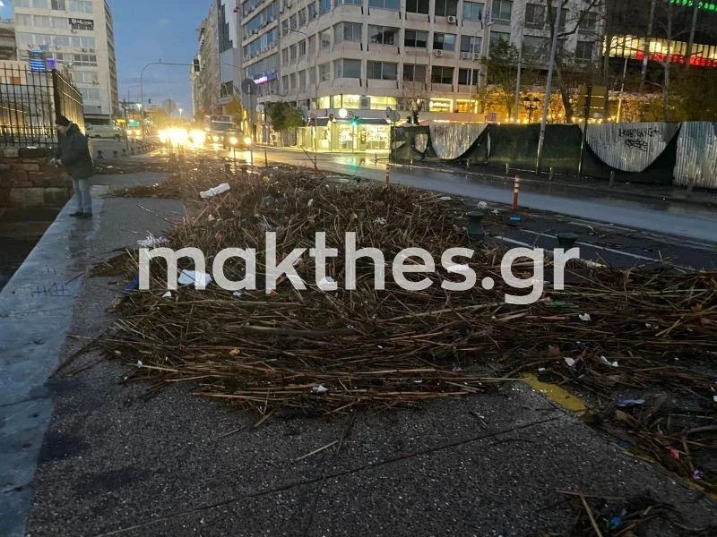 skoupidia-paralia-thessaloniki3.jpg