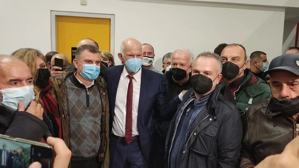 papandreou18.jpg
