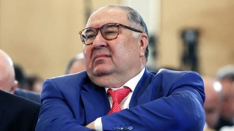 rossos-oligarxis-alisher-usmanov.jpg