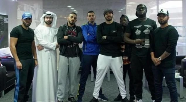 karim-benzema-et-ses-amis-non-stop-people.jpg