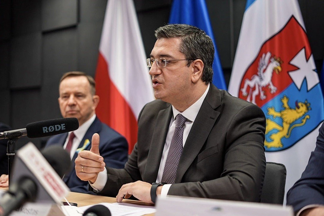 tzitzikostas6.jpg