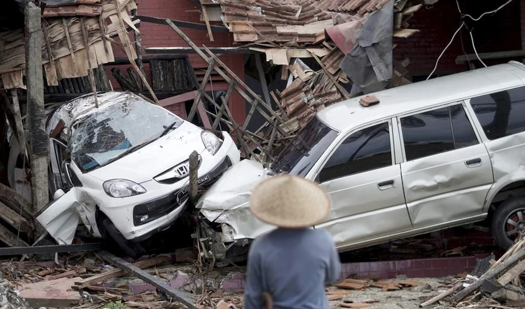 tsunami-tsounami-indonisia-indonesia4.jpg