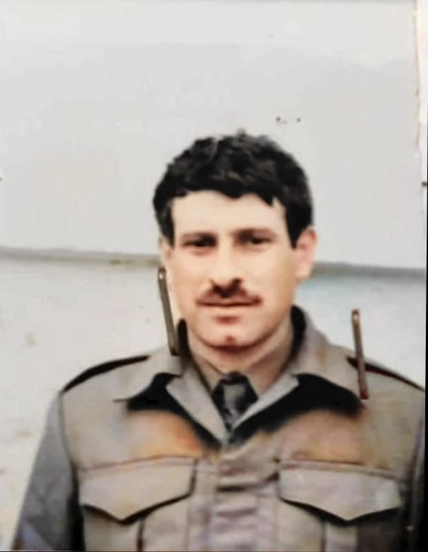 4-stratiotis.jpg
