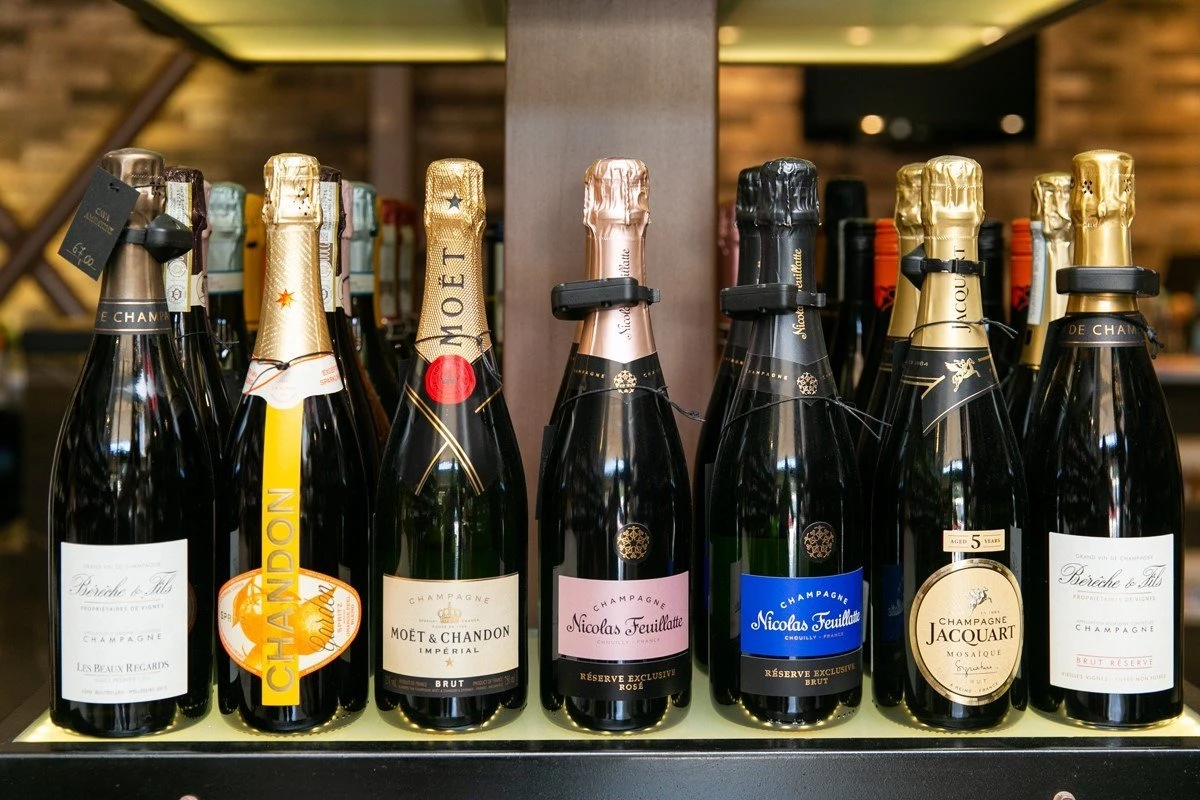cava-abatzis-17.jpg