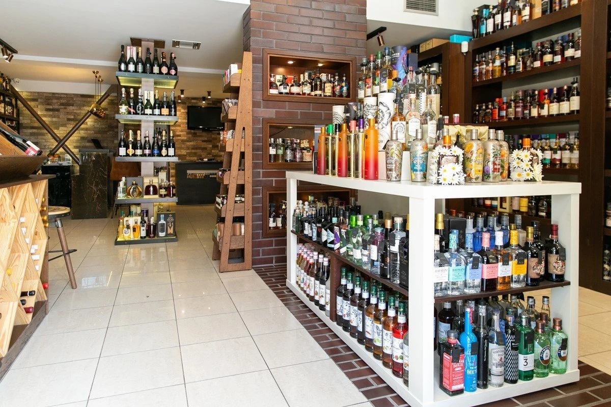 cava-abatzis-6.jpg