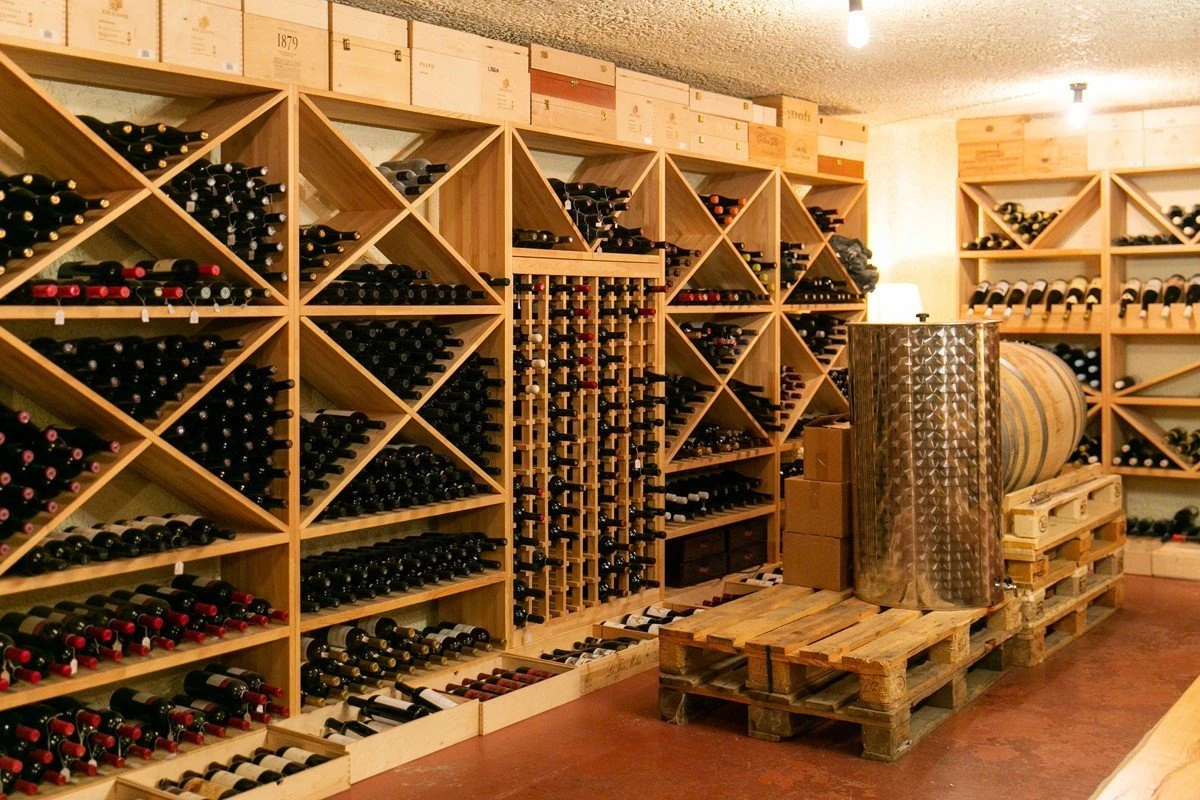 cava-abatzis-9.jpg