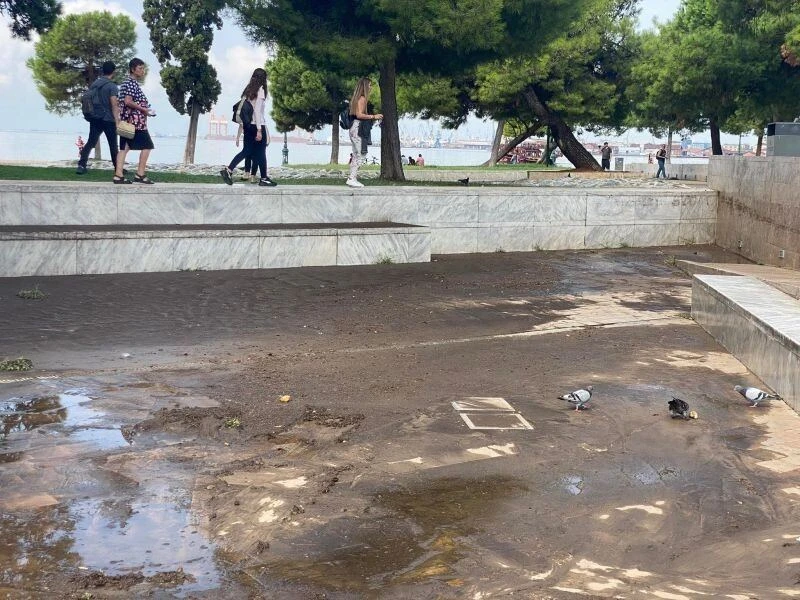 lefkos-pyrgos-plimmyrise-kakokairia2.jpg