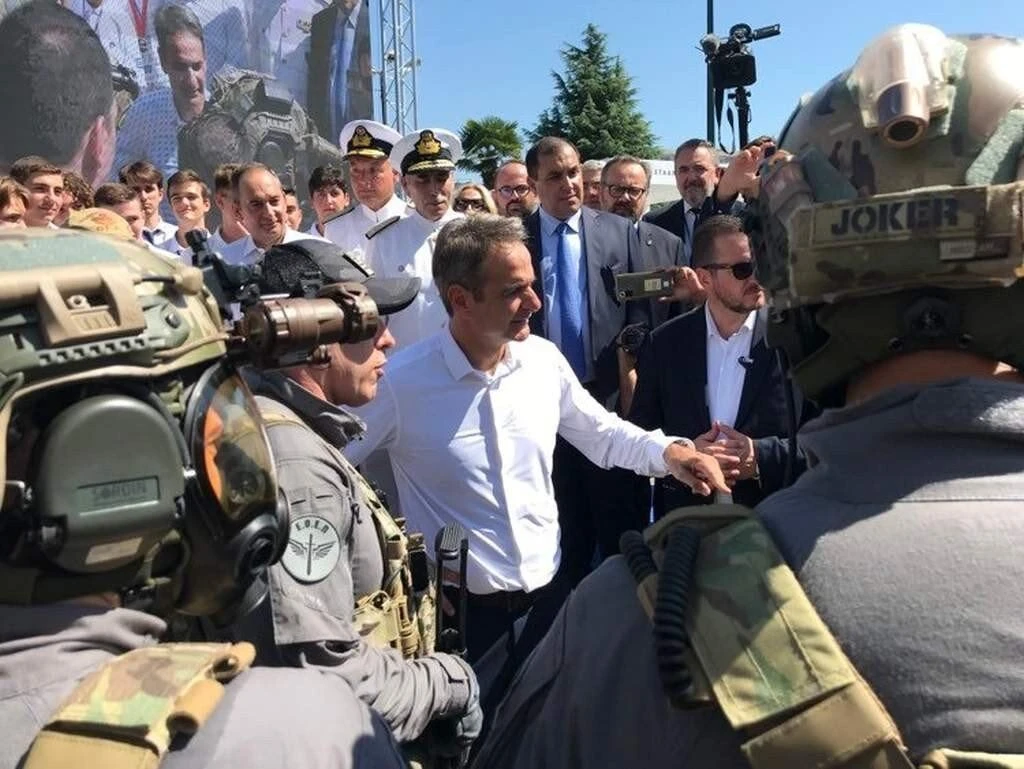 mitsotakis-volta-86-deth3.jpg