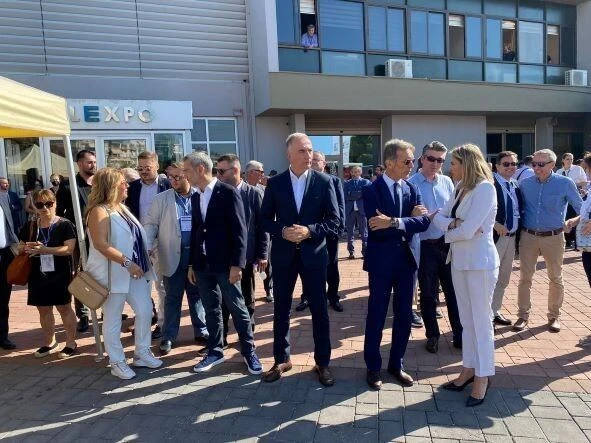 mitsotakis5-egkainia.jpg