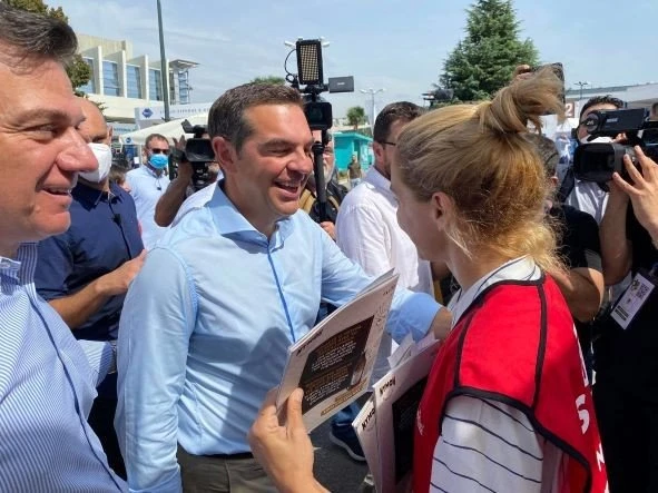 tsipras-periptera23.jpg