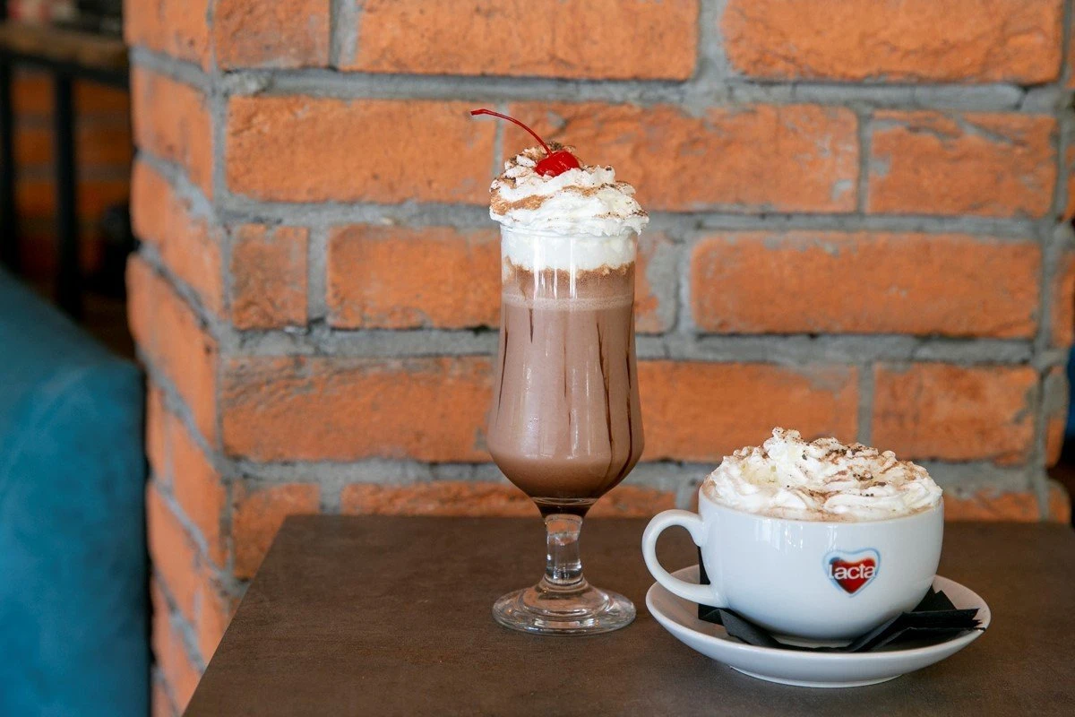 andre-cafe-bar8.jpg