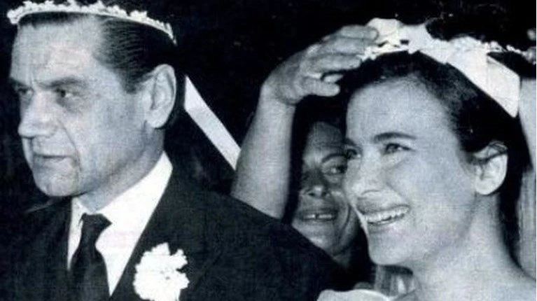 Στον γάμο της με τον Ζάχο Χατζηφωτίου