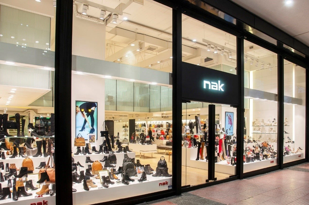 nak-shoes2.jpg