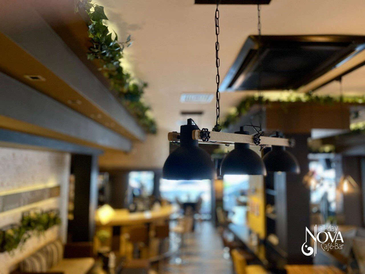 nova-cafe3.jpg