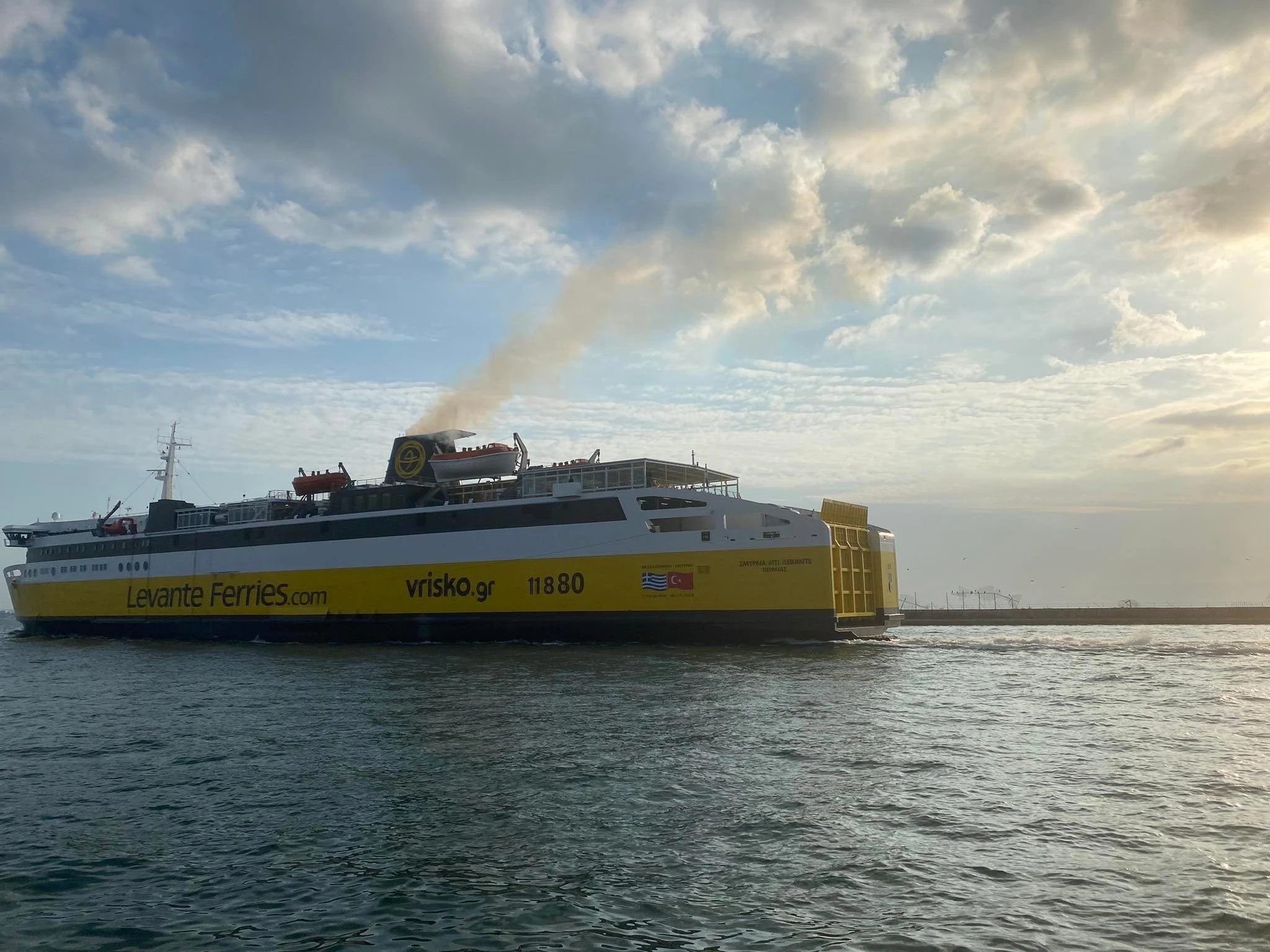 smyrna-di-levante-2.jpg