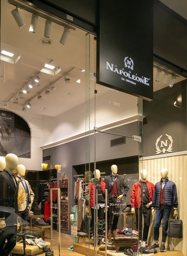 monte-napoleone10.jpg