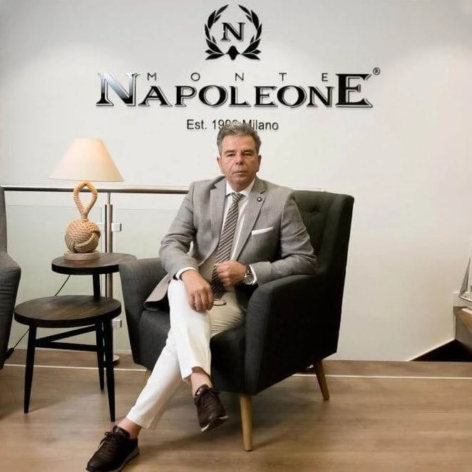 monte-napoleone2.jpg