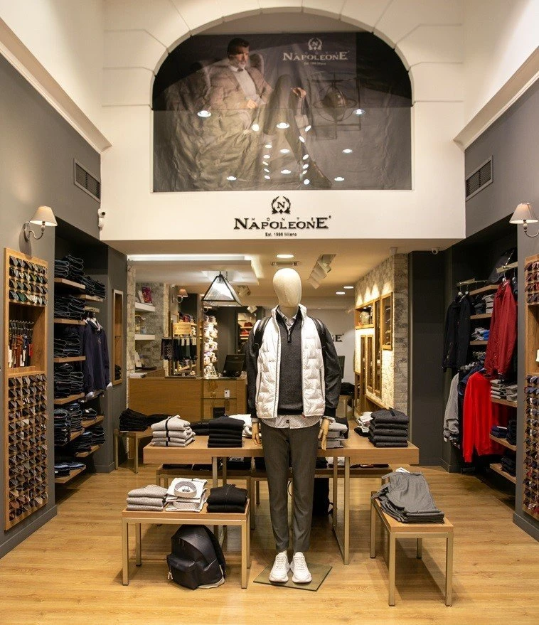 monte-napoleone9.jpg