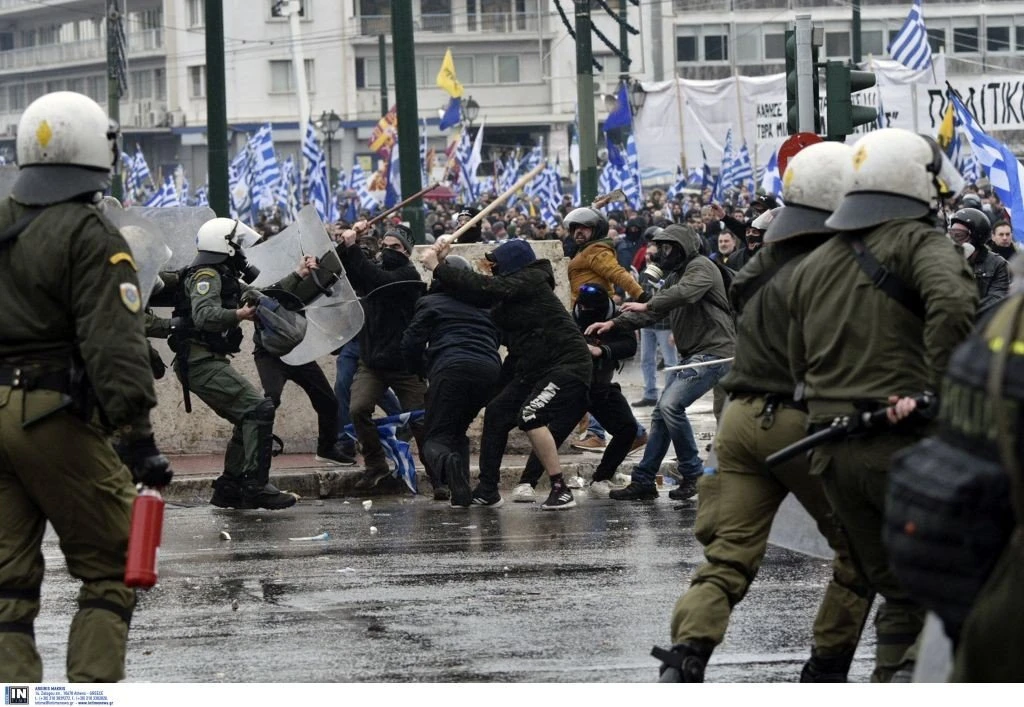 syllalitirio-syntagma-epeisodia4.jpg