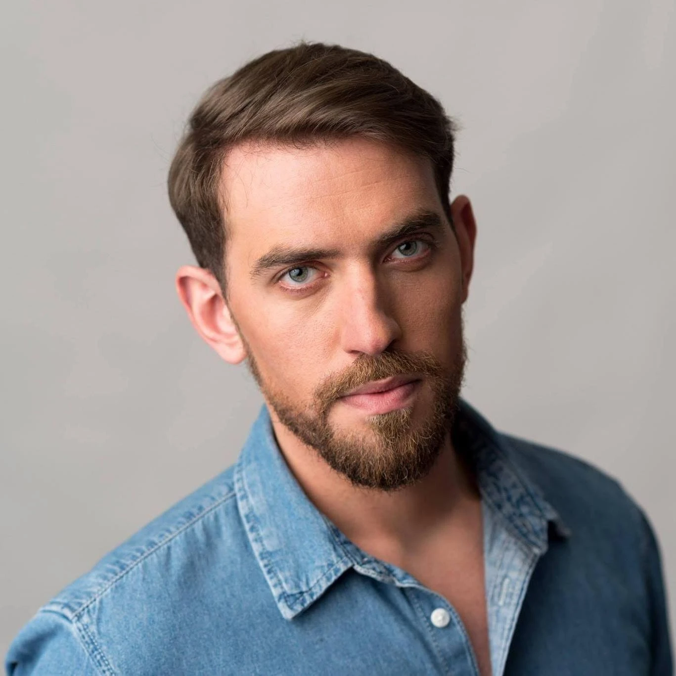 alexandros-tzobani.jpg