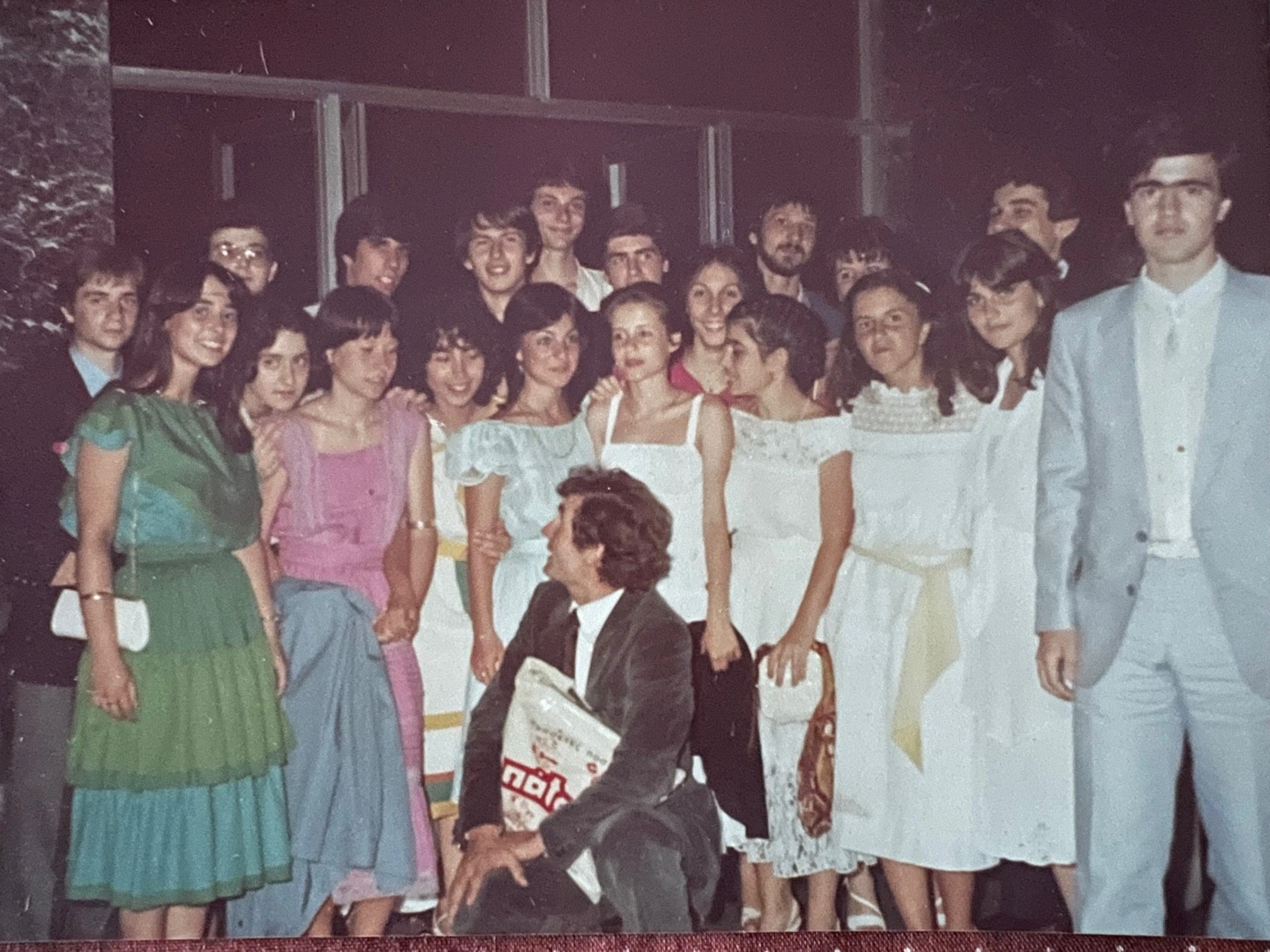 teleti-apofitisis-apo-ti-germaniki-scholi-iounios-1982.jpg