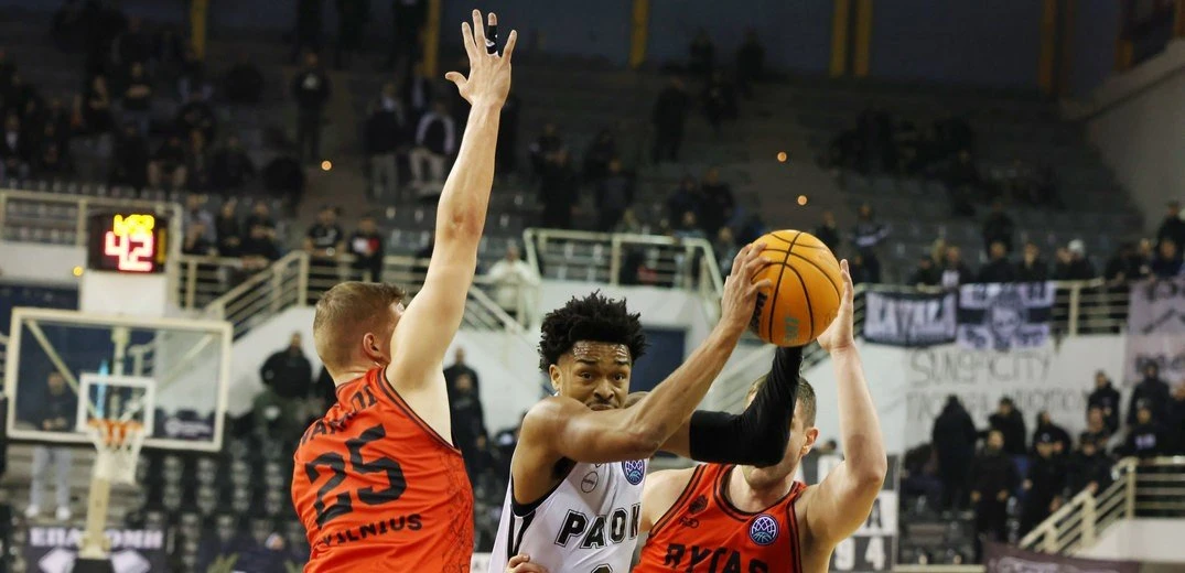 basket-paok-rytas-hands-110123.jpg