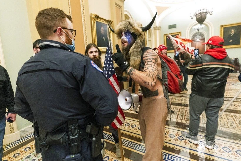 capitol8.jpg