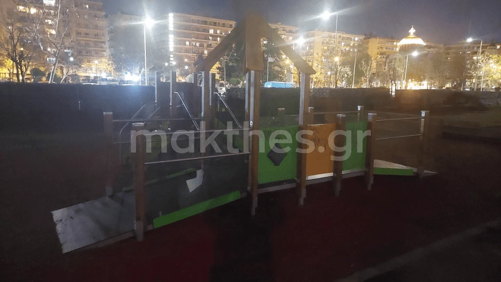 Η παιδική χαρά στο πάρκο Φωκά μετά την αναβάθμιση