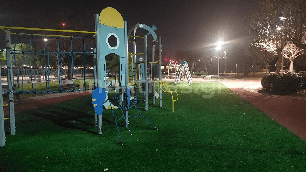 Η παιδική χαρά στο πάρκο Φωκά μετά την αναβάθμιση