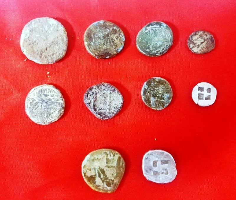 arxaiokapiloi3.jpg