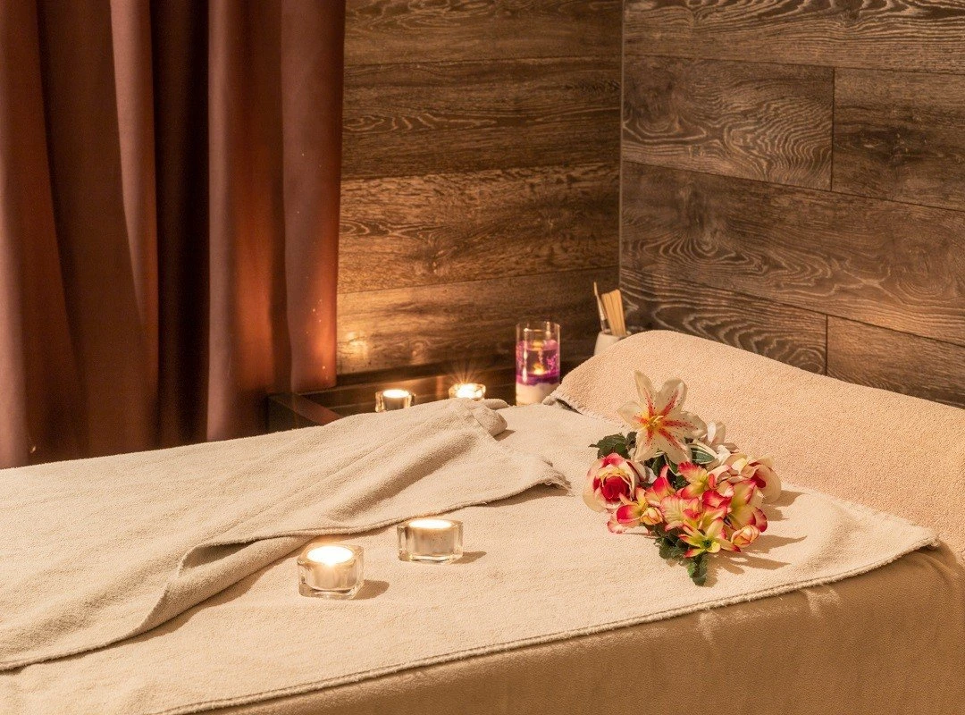 luxury-living-spa5.jpg