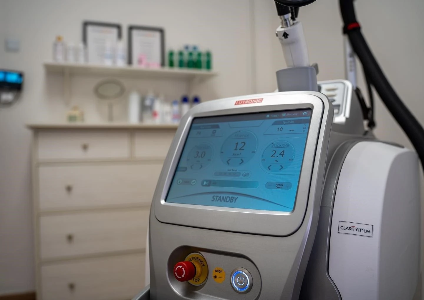 ninas-laser-clinic6.jpg