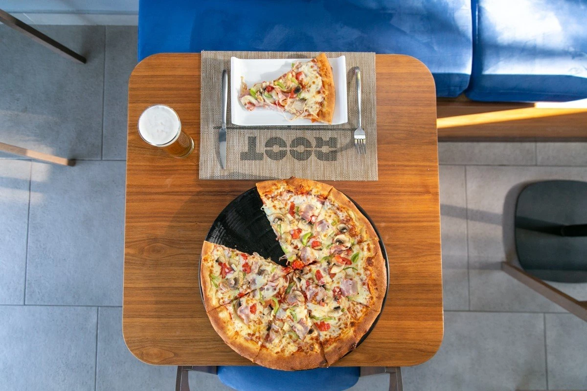 root-coffee-pizza-more9.jpg