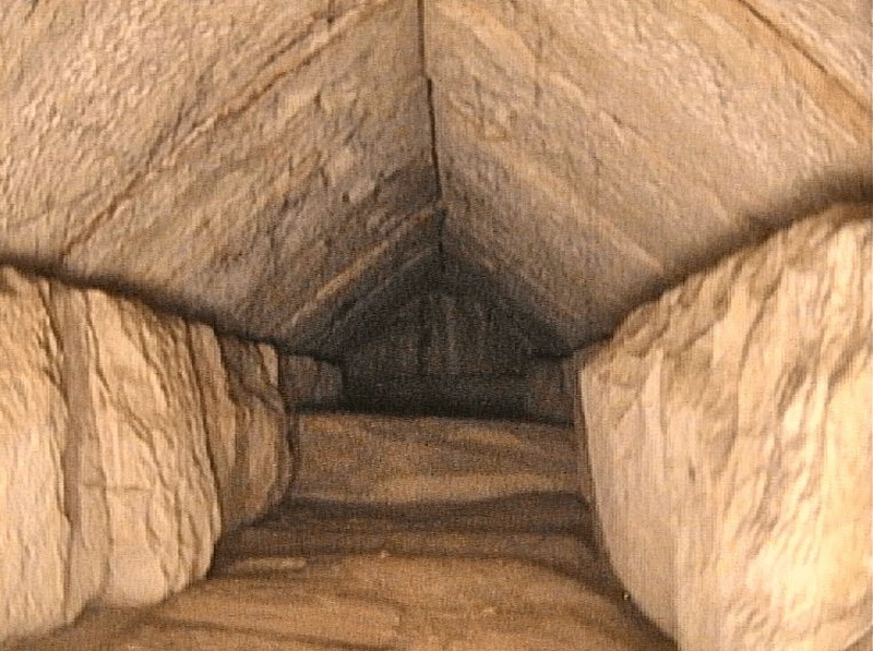 https://www.reuters.com/world/middle-east/scientists-discover-corridor-great-pyramid-giza-2023-03-02/?taid=6404788b27e6b000014763ea&utm_campaign=trueAnthem:+Trending+Content&utm_medium=trueAnthem&utm_source=twitter