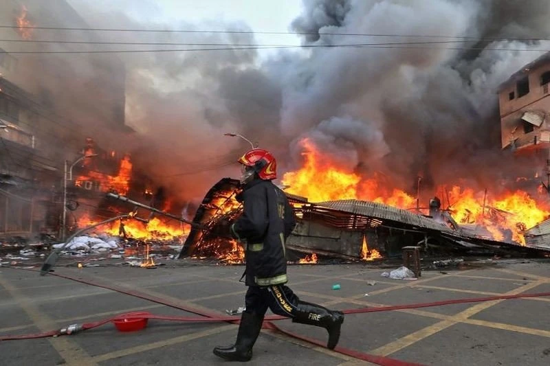 bangladesh-fire2.jpg