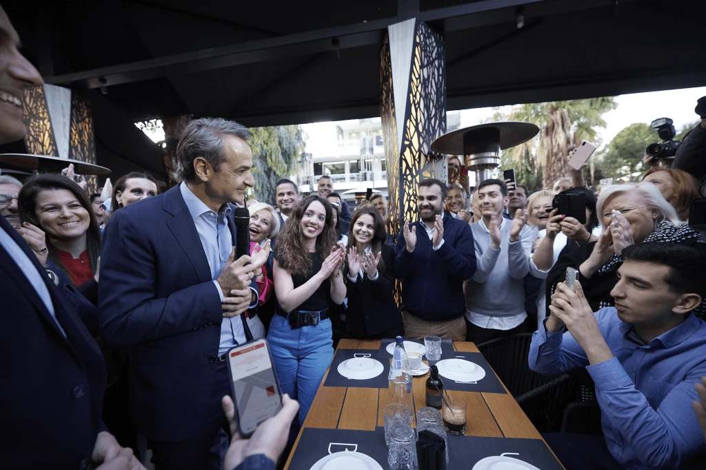 mitsotakis-glyfada2.png