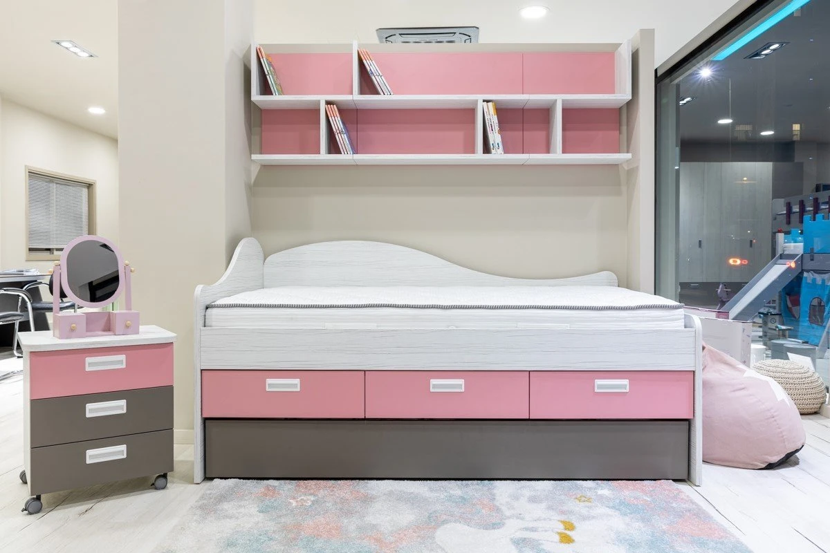 sidis-furniture12.jpg