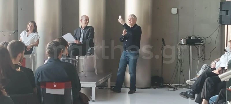 jonathan-coe-syggrafeas-writer-agglos4.jpg