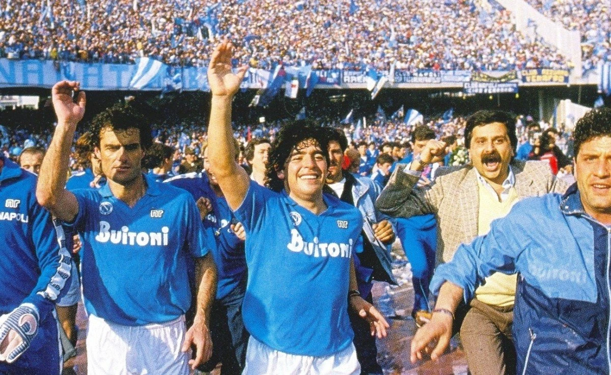 napoli-1987.jpg