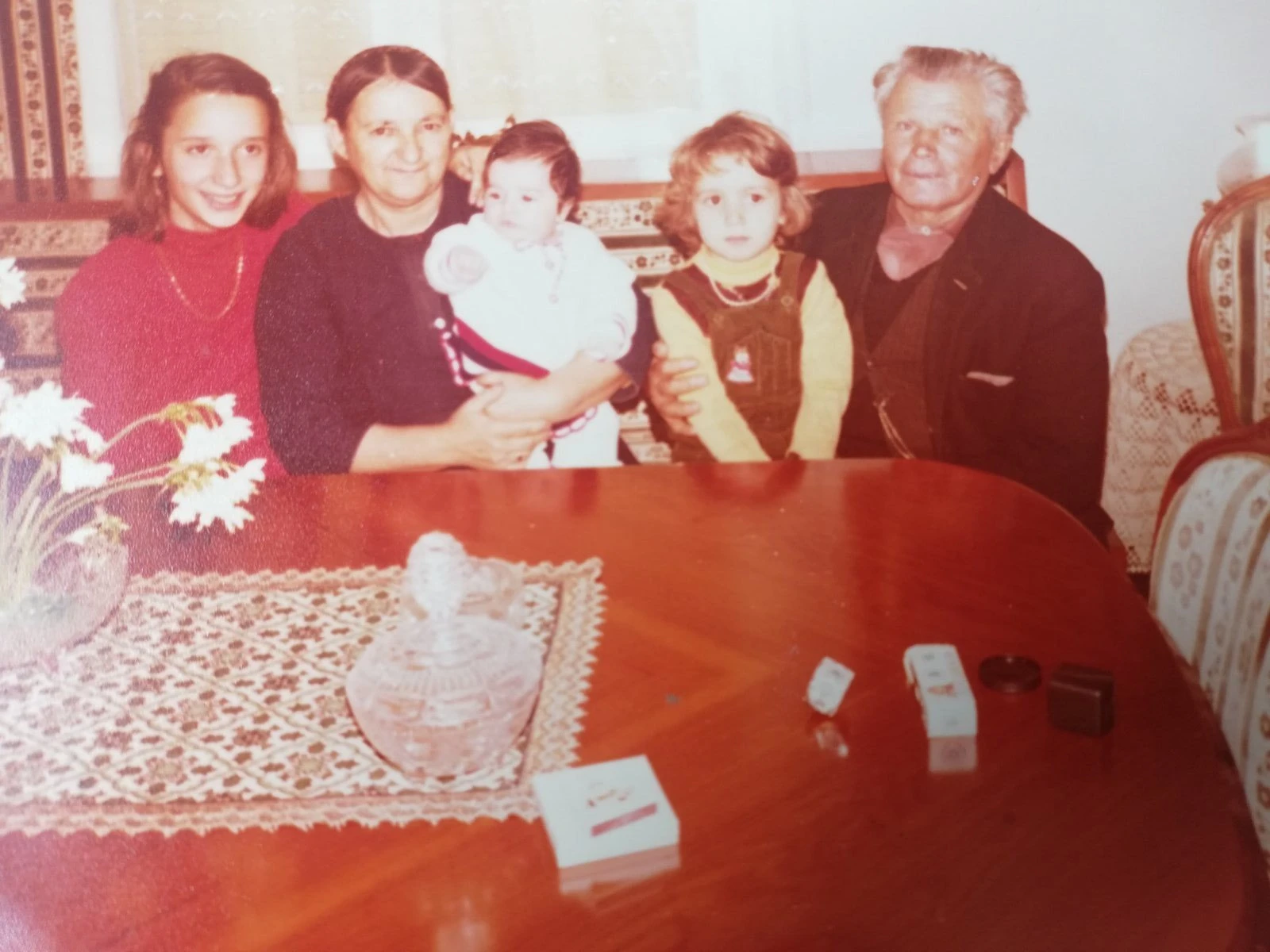 papageorgopoulou-troxaia-proinos-kafes-moro.jpg