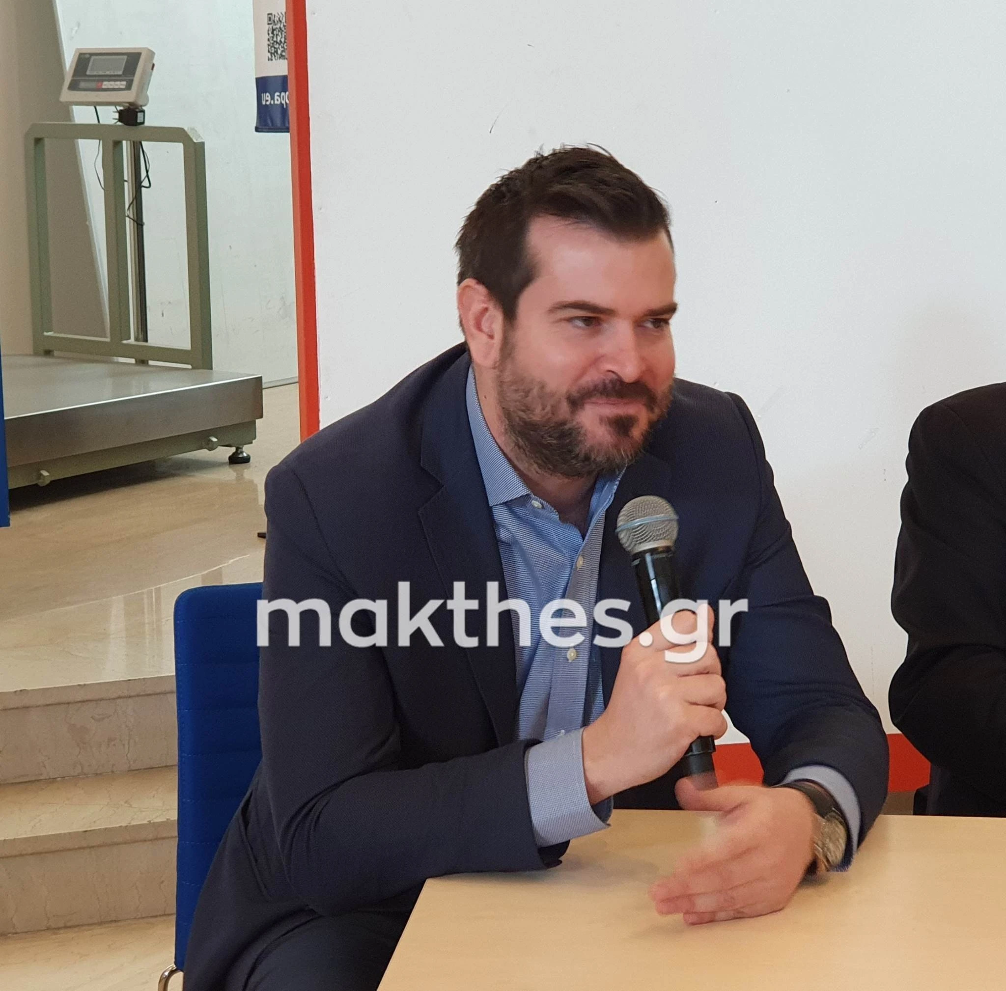 takas-nikos.jpg