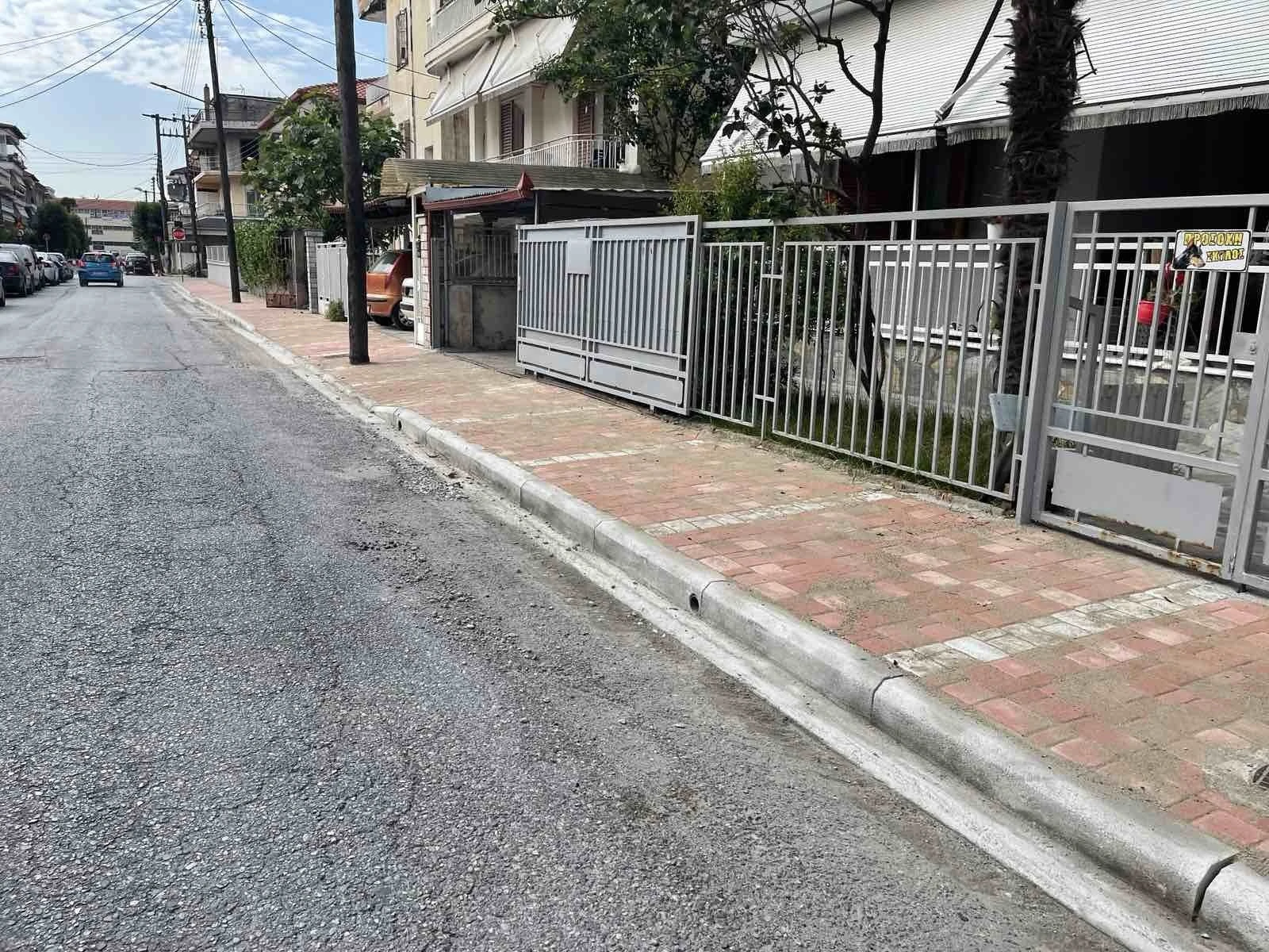 4av.jpg
