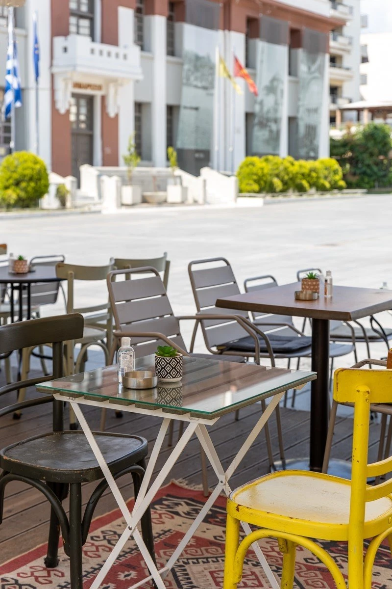 cafe-platia11.jpg