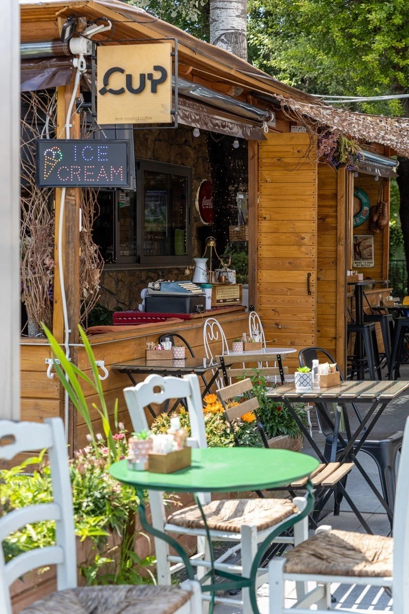 cafe-platia5.jpg