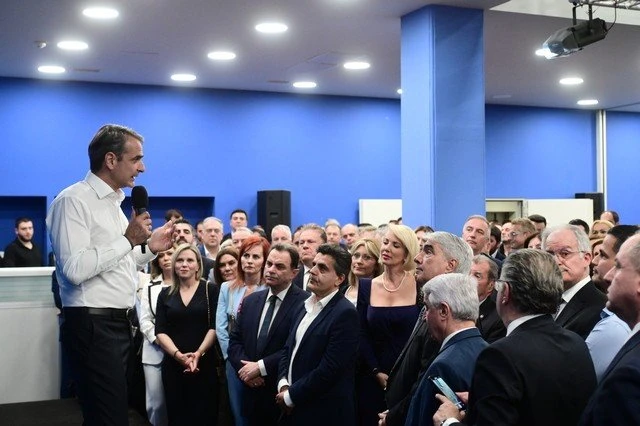 mitsotakis10.jpg