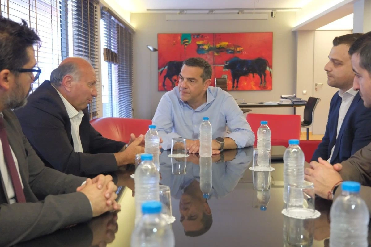 tsipras-antiprosopeia-meionotita-albania-alvania.jpg