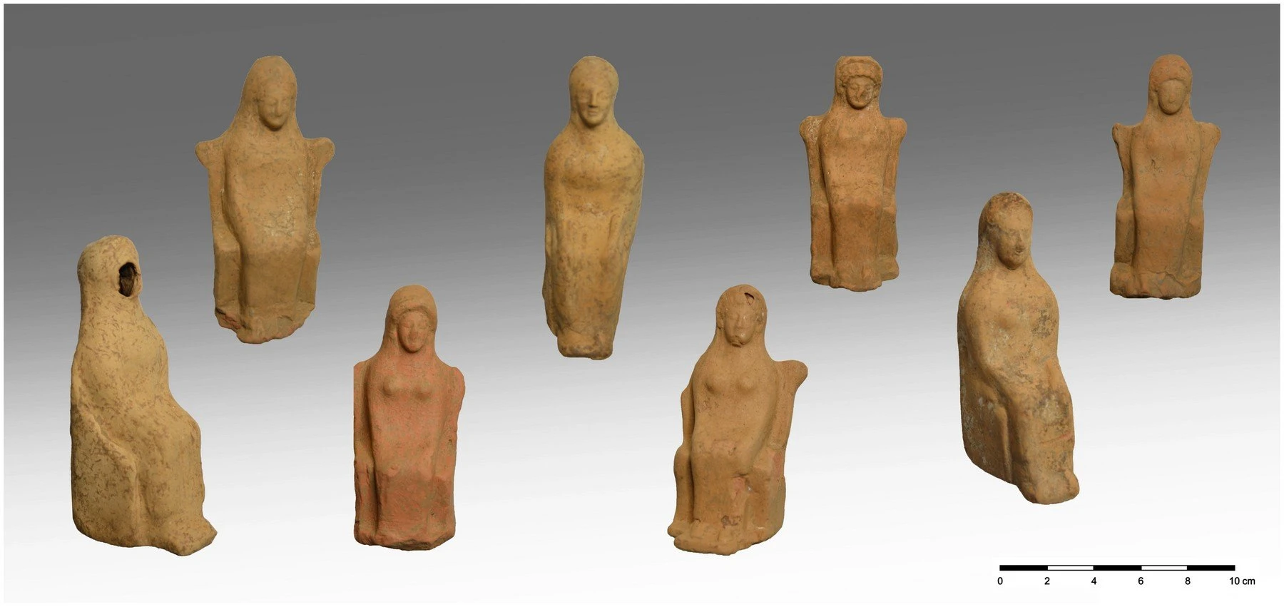eidolia-enthronon-ghinaikion-morfon-archaikon-kai-klasikon-chronon.jpg