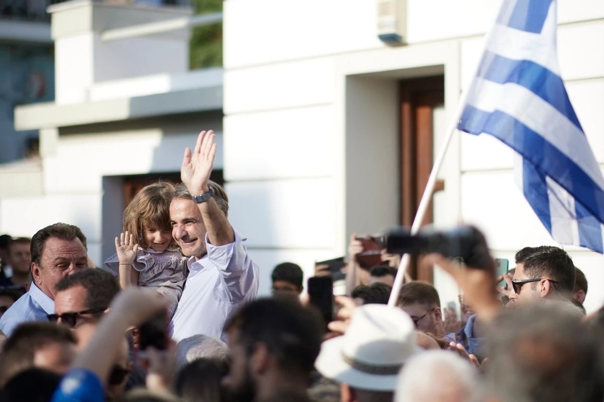 mitsotakis-proeklogiki-iounios-aspropyrgos2.jpg
