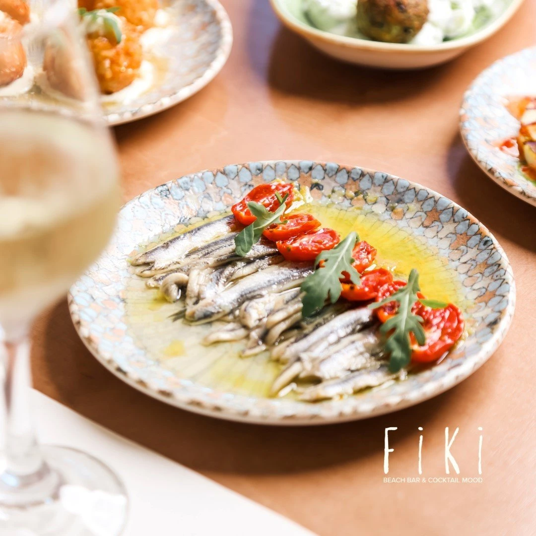 fiki-beach-bar-restaurant15.jpg